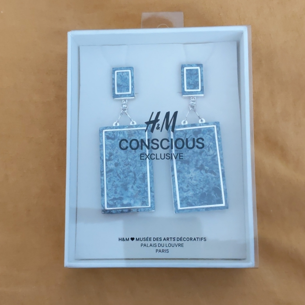 *SOLD* H&M Conscious Exclusive Earrings